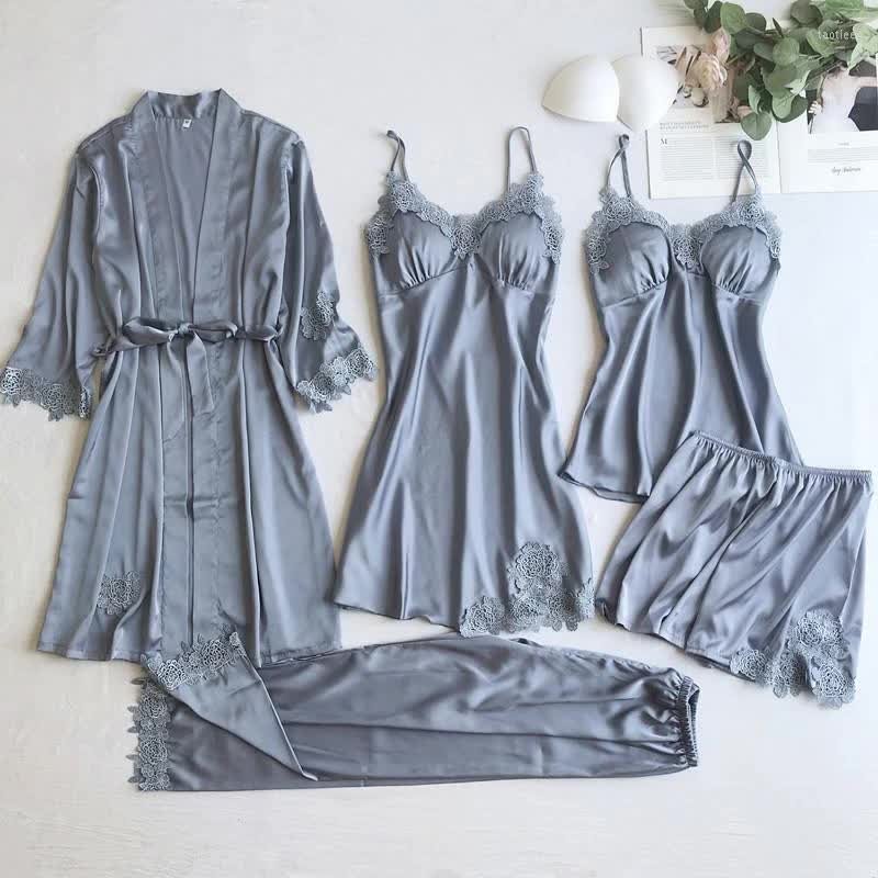 Linge de nuit femme grande taille pas cher