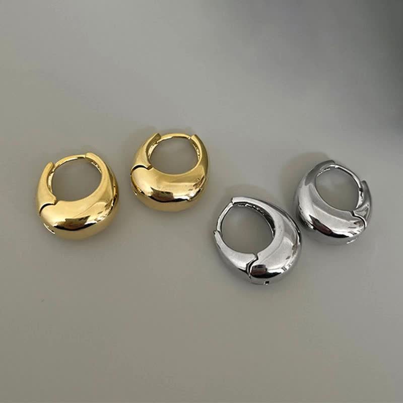 Orecchini Huggie Rotondi In Argento 925 Con Diamanti Simulati Creati In Laboratorio