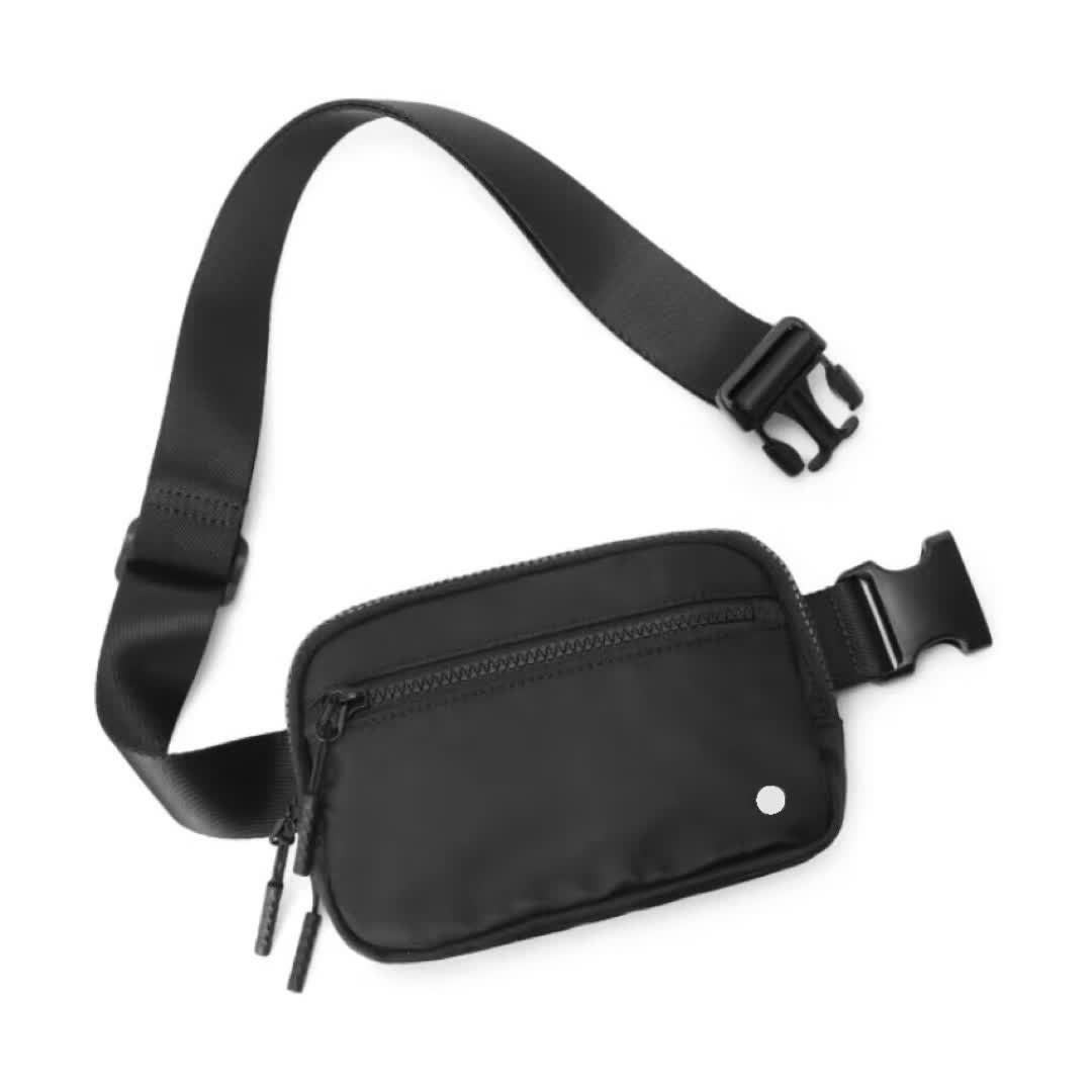期間限定お値下げ‼️hood shooting belt bag モリハルナ hood shooting belt bag モリハルナ 完売品