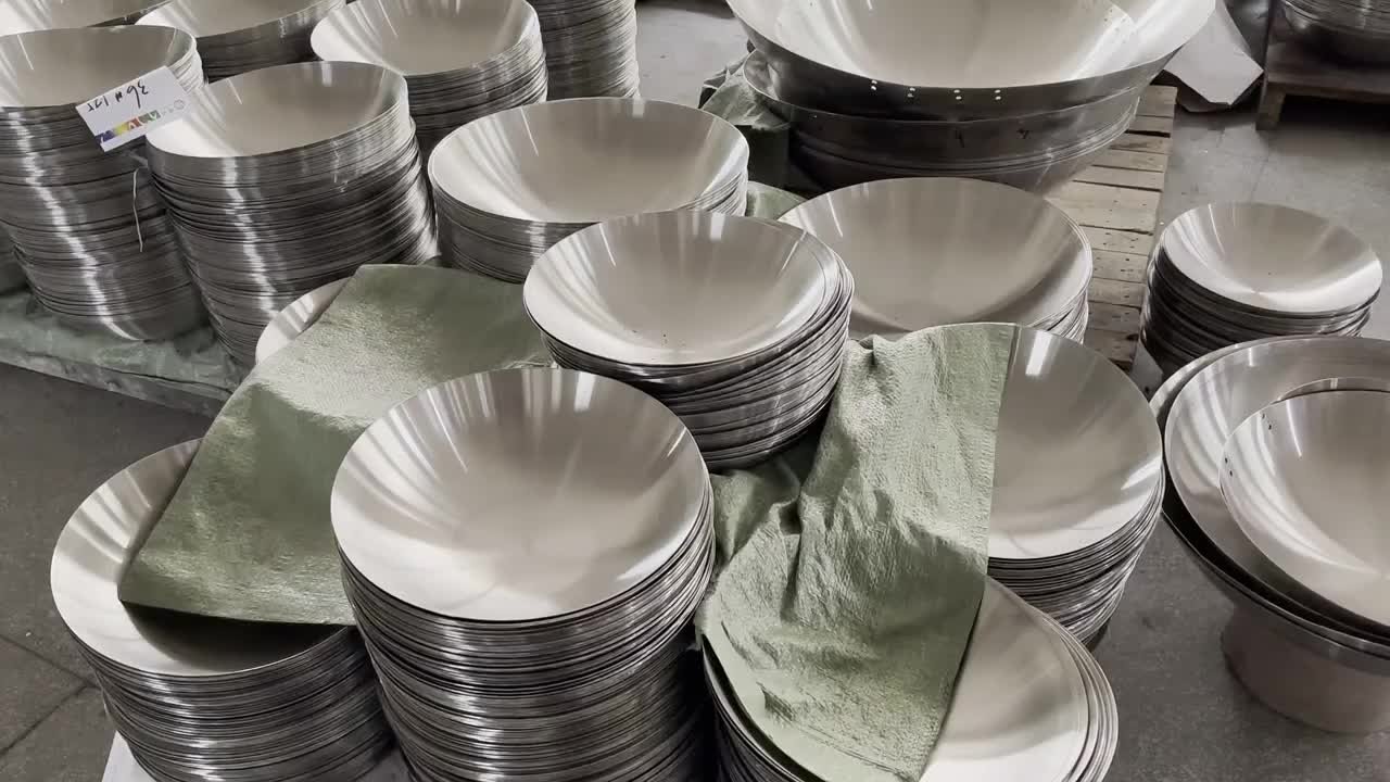 High Quality Commercial Traditional Cookware Wok Round Cast Iron Chinese Cover Metal 201 Stainless Steel Woks