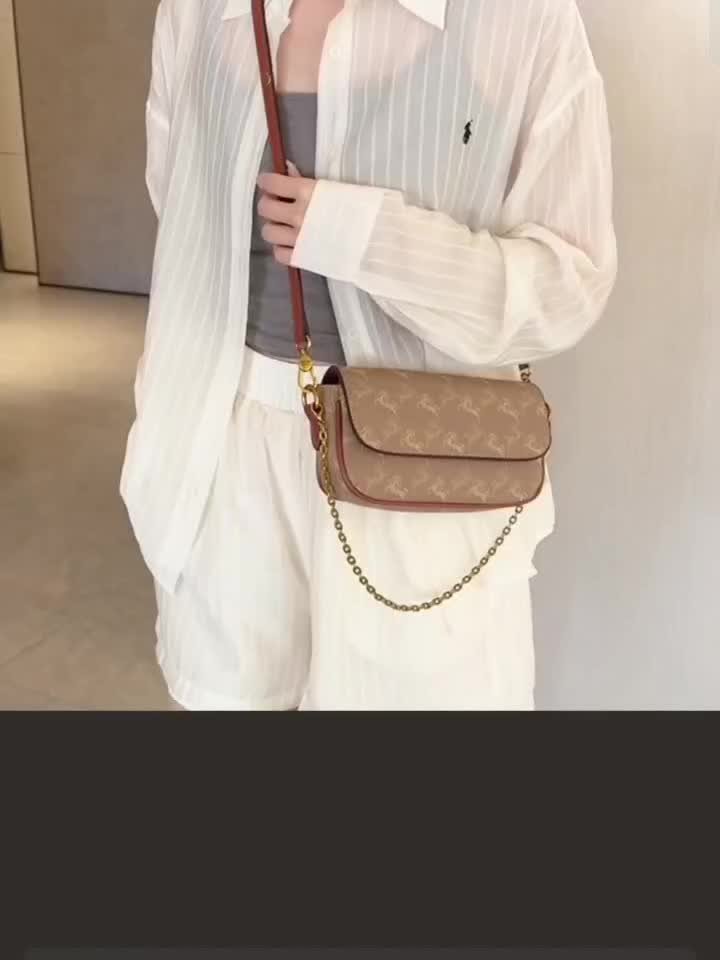 makaron♡出品です。 Weekend Max Mara's 2024 Pasticcino Bag Takes Japan: A Review
