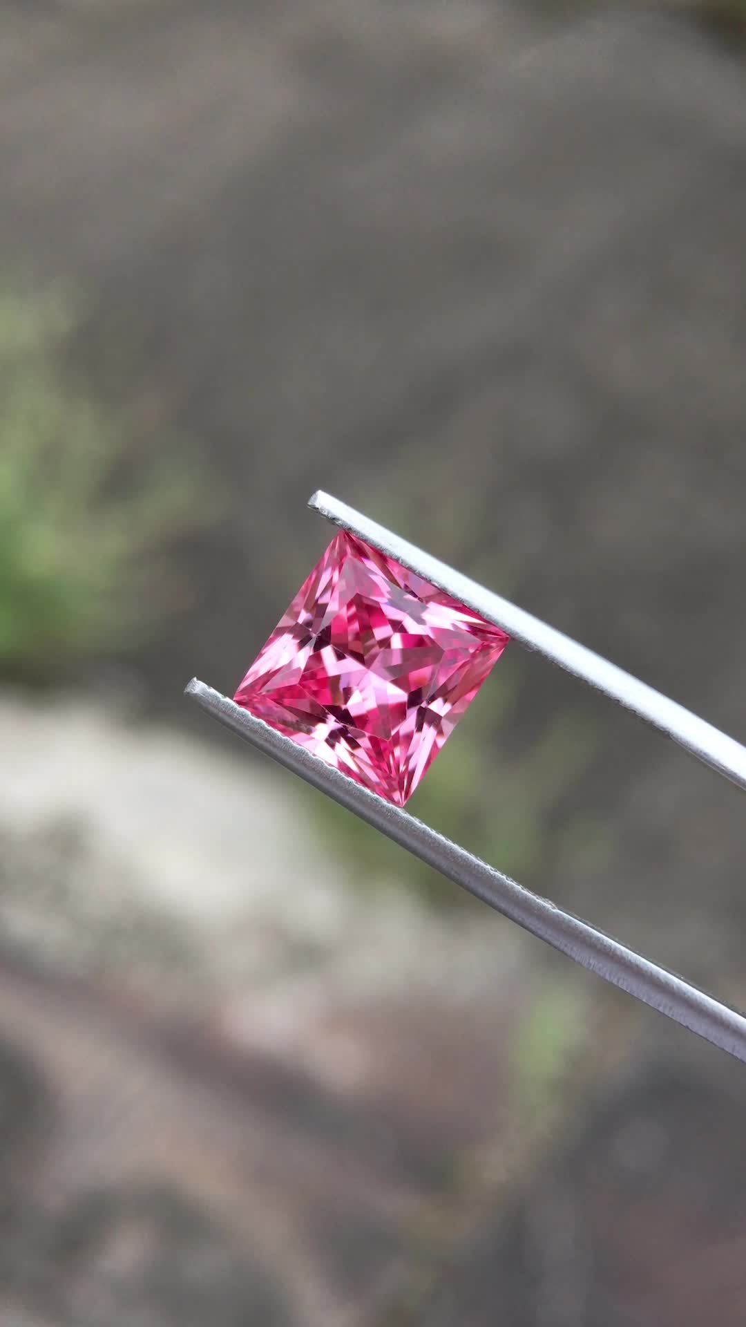 Emerald Sapphire 14K Gold Eternity Ring: May Birthstone Wedding Band, image size:1080x1920